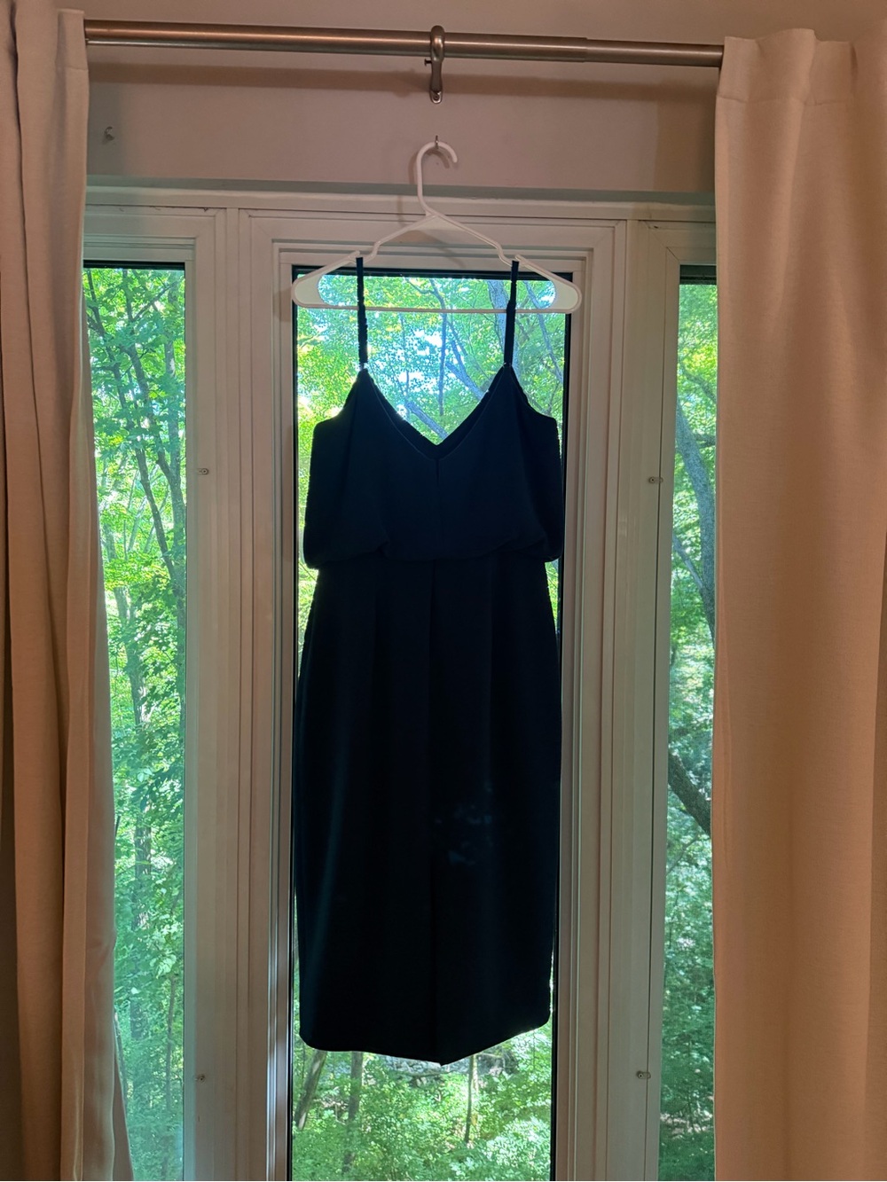 Dress the Population Black Spaghetti-Strap V-Neck Midi Dress